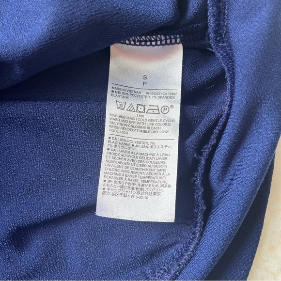 Banana Republic Factory Deep Blue V-Neck Blouse S - Picture 6 of 6